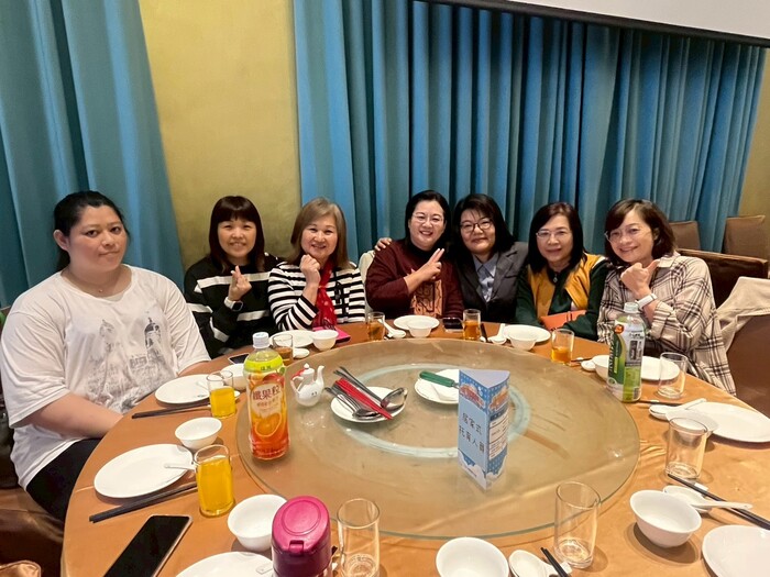 感謝托育人員這一年的辛勞~大家要替自己鼓鼓掌