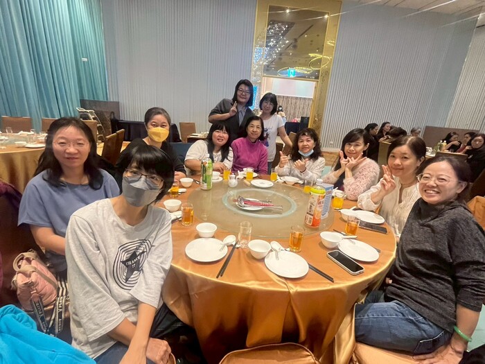 感謝托育人員這一年的辛勞~大家要替自己鼓鼓掌