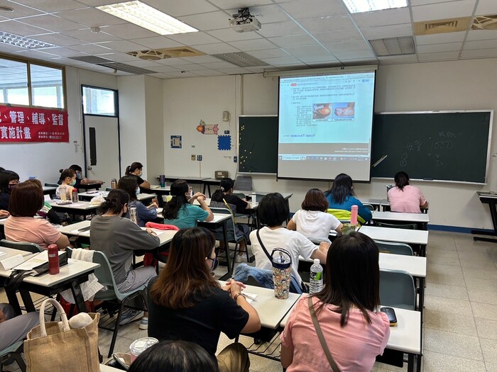 113/07/13嬰幼兒基本生活照顧圖片