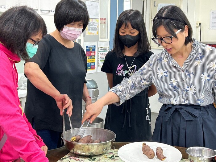 113/05/25  兒童營養及食物調配圖片